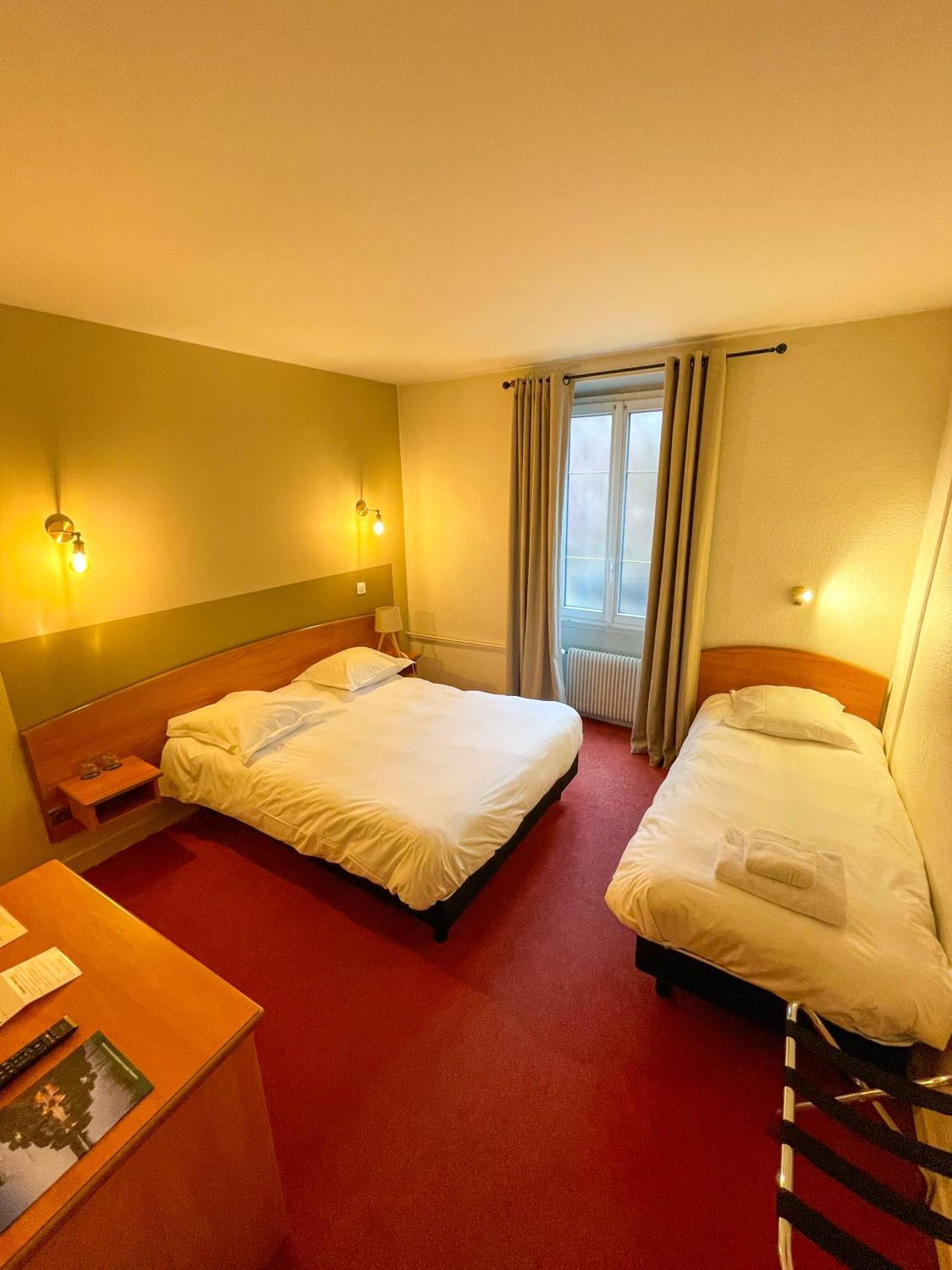 Hotel Beaulieu Lyon Charbonnieres エクステリア 写真